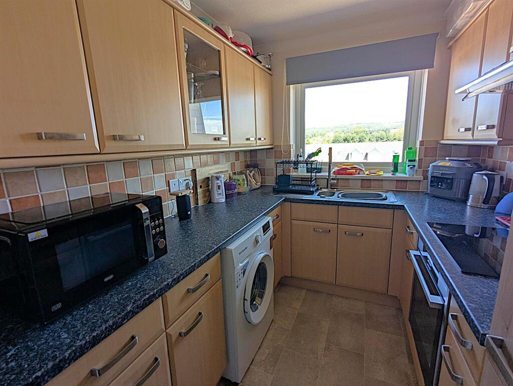 East Yar Road, Sandown - View 3