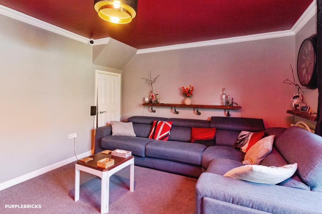 House in Walsall, Harden - More