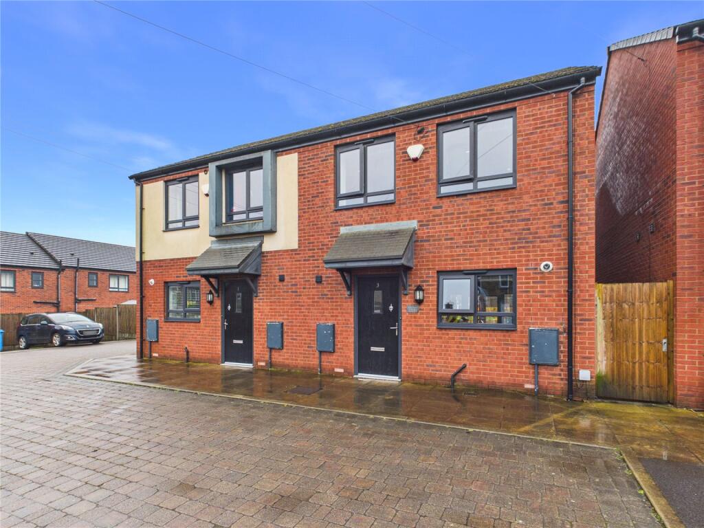 Main image of property: Siddall Street, Shaw, Oldham, Greater Manchester, OL2