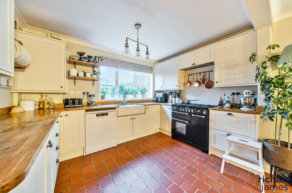 House in Swindon, Eastcott, South Swindon - View 5