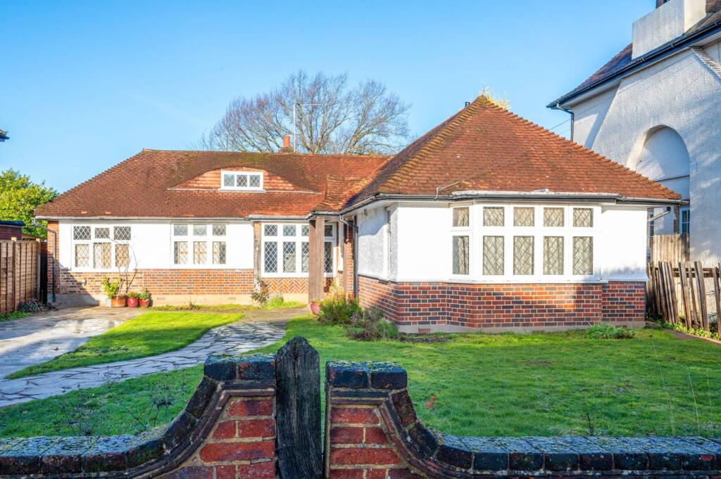 Main image of property: Lynton Road, New Malden, KT3