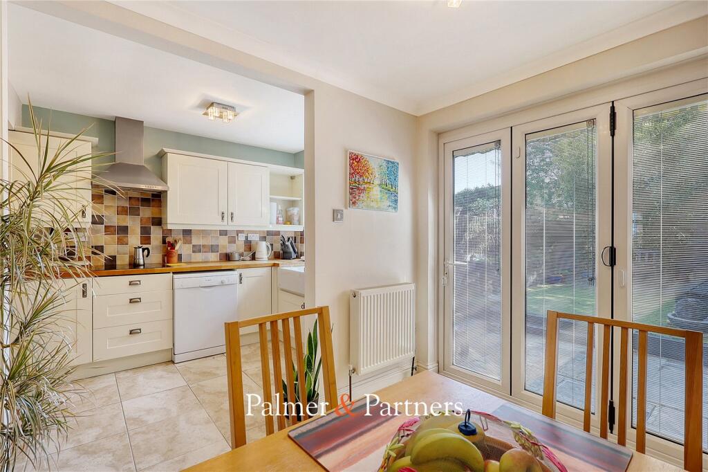 Sunrise Avenue, Chelmsford, Essex, CM1 photo 3