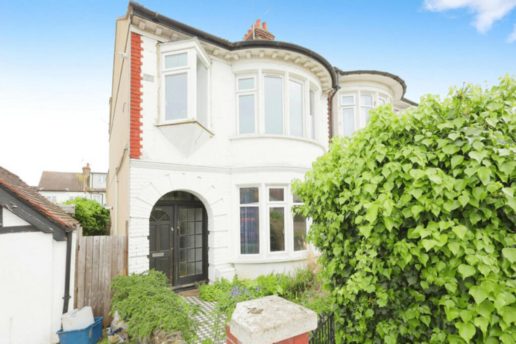 Main image of property: Lord Roberts Avenue, Leigh-on-sea, SS9