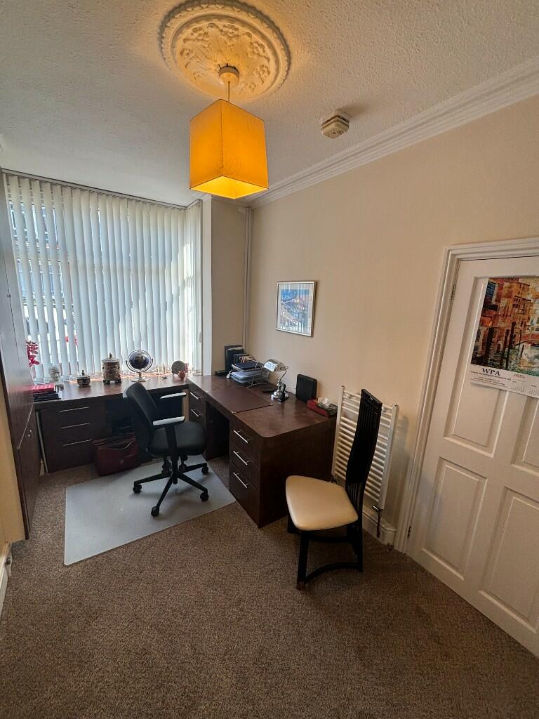 122 RADDLEBARN ROAD photo 4