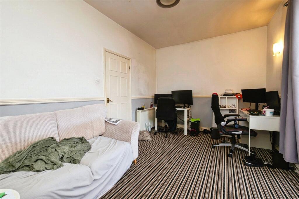 Apartment in Exeter, Heavitree - View 3