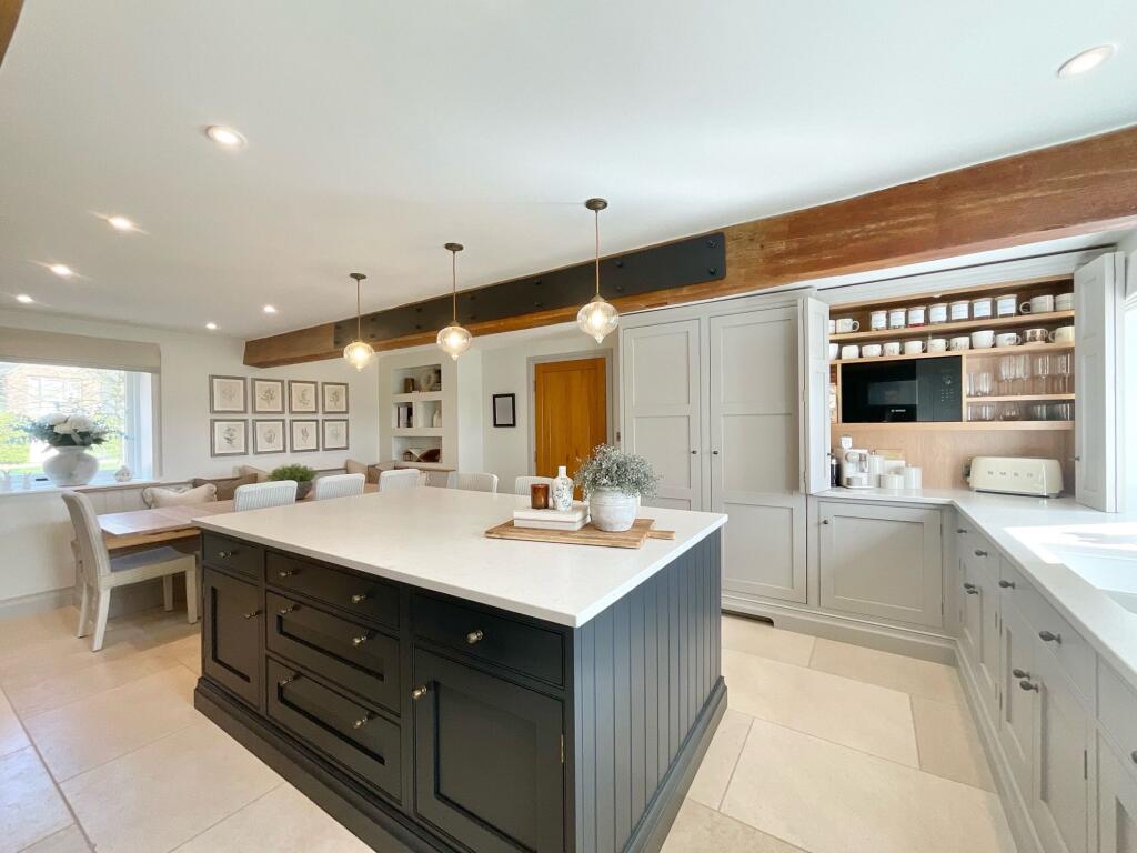 Balterley Court, Balterley, CW2 - View 3