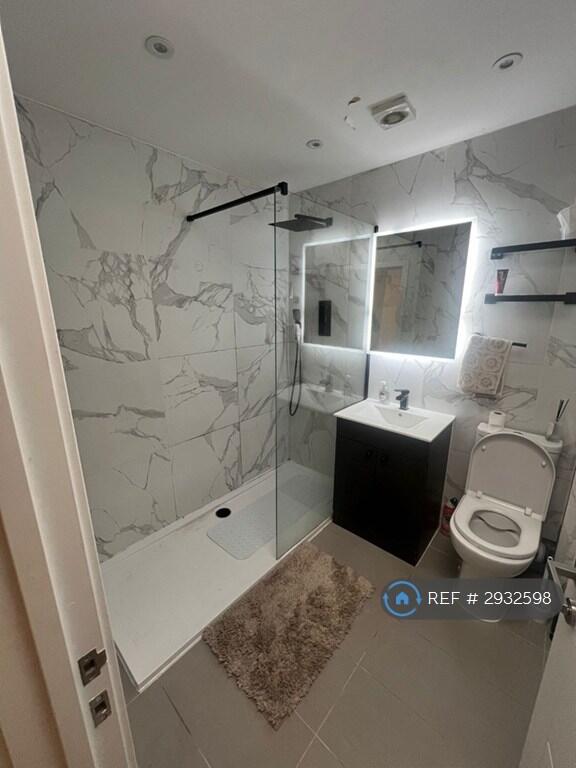 Main image of property: Cameron Court, London, E12