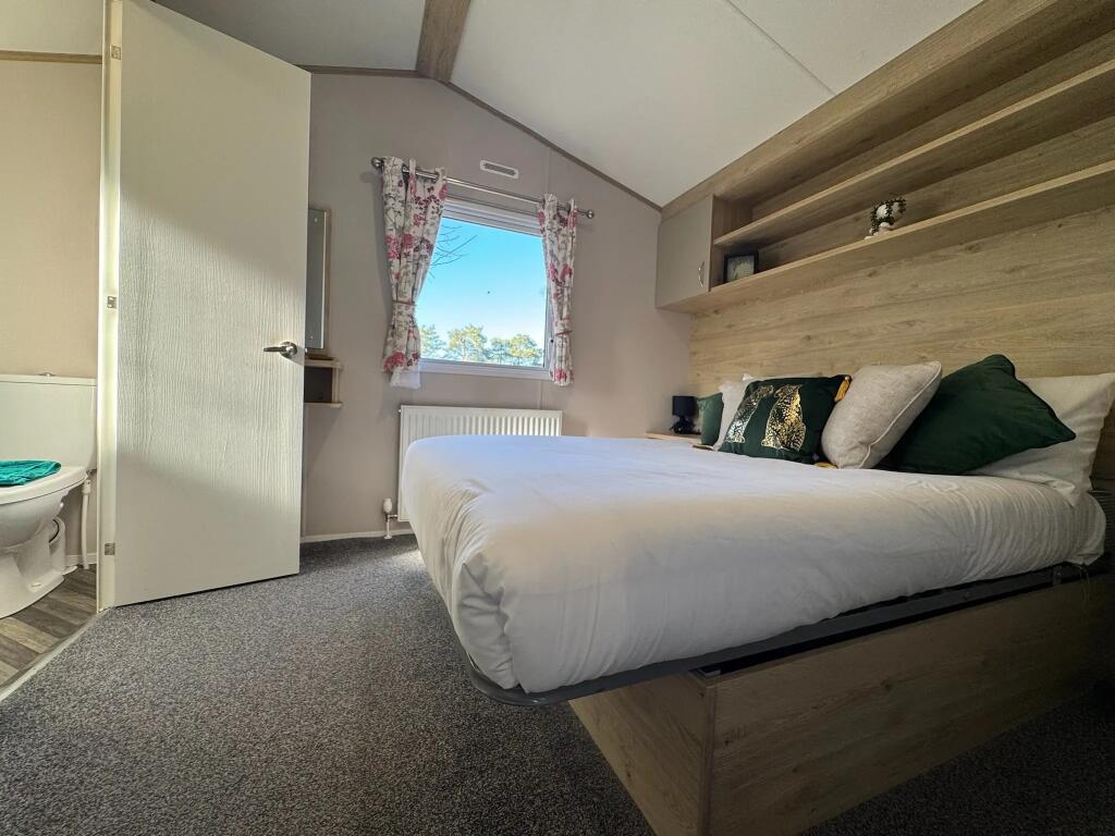 2020 Atlas Mirage Super, Pevensey Bay Holiday Park, Pevensey Bay, Eastbourne, East Sussex, BN24 6DH - View 5
