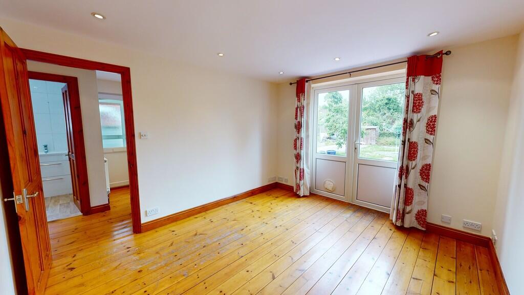 Apartment in Cheltenham, Kingsditch, Hesters Way - View 4