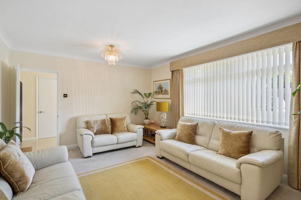 House in Slough - View 5