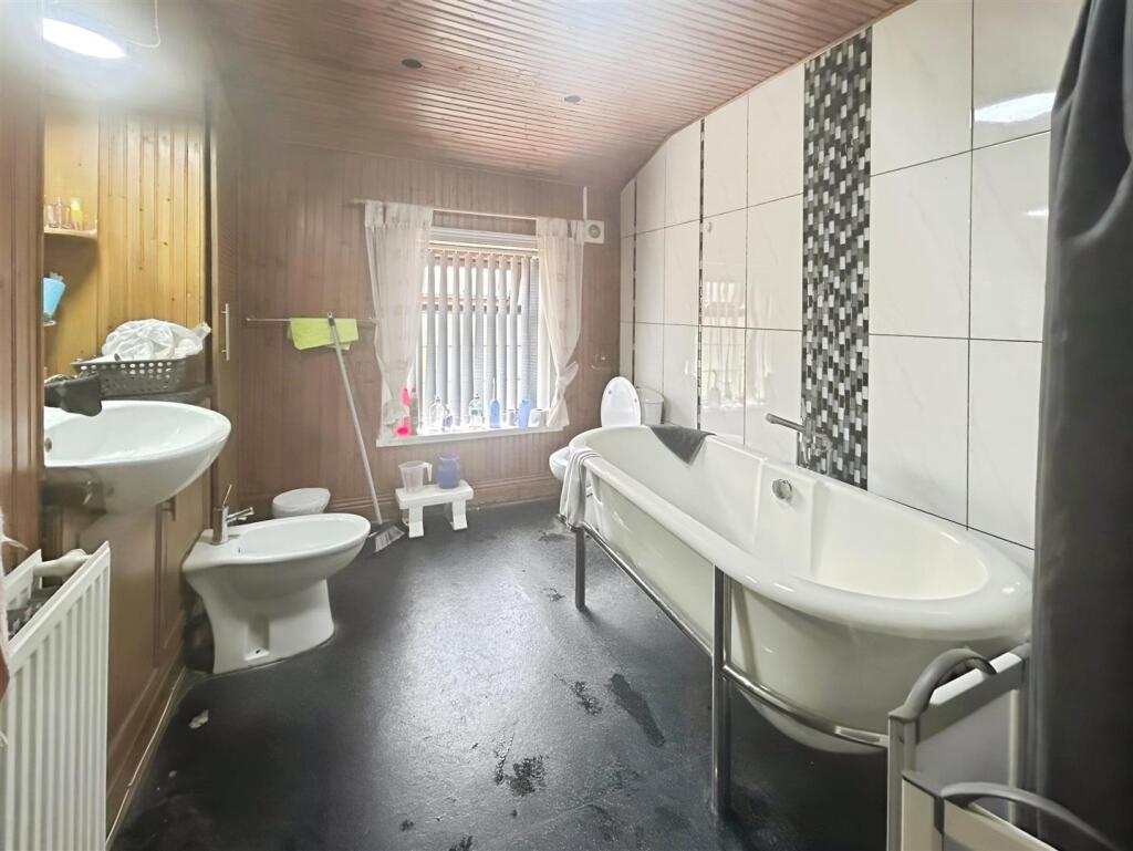 Additional image 14 of Legrams Lane, Bradford, BD7 2EJ