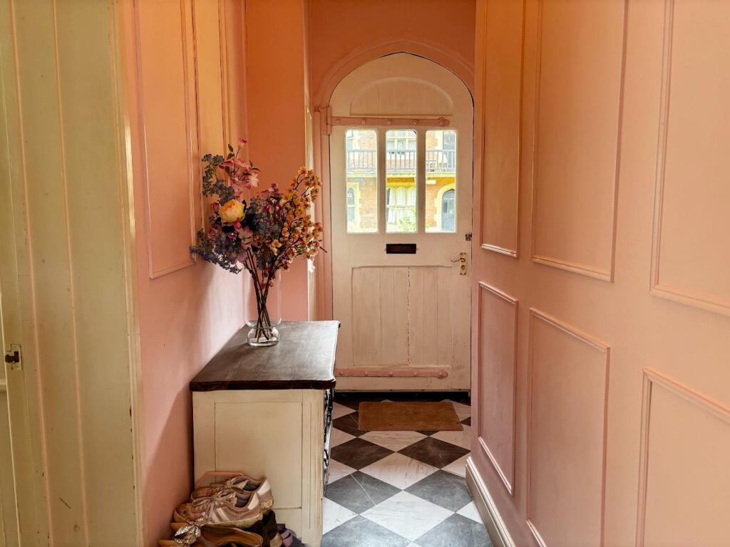Apartment in Bristol, Old Market, St Philip's - View 3