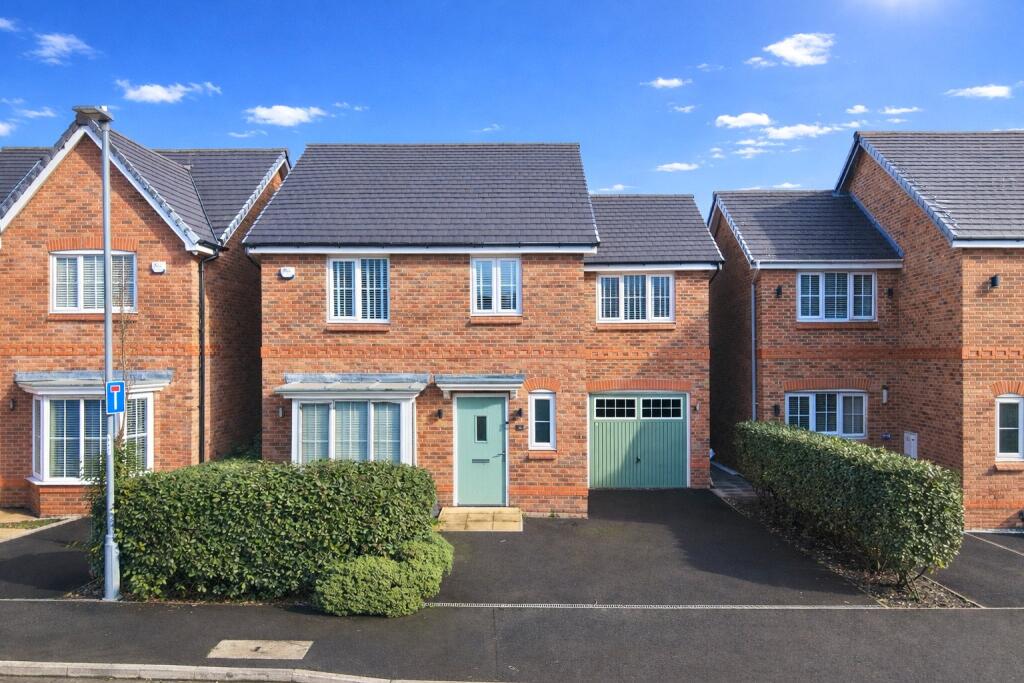 Main image of property: Lightoaks Drive, Halewood, Liverpool, Merseyside, L26