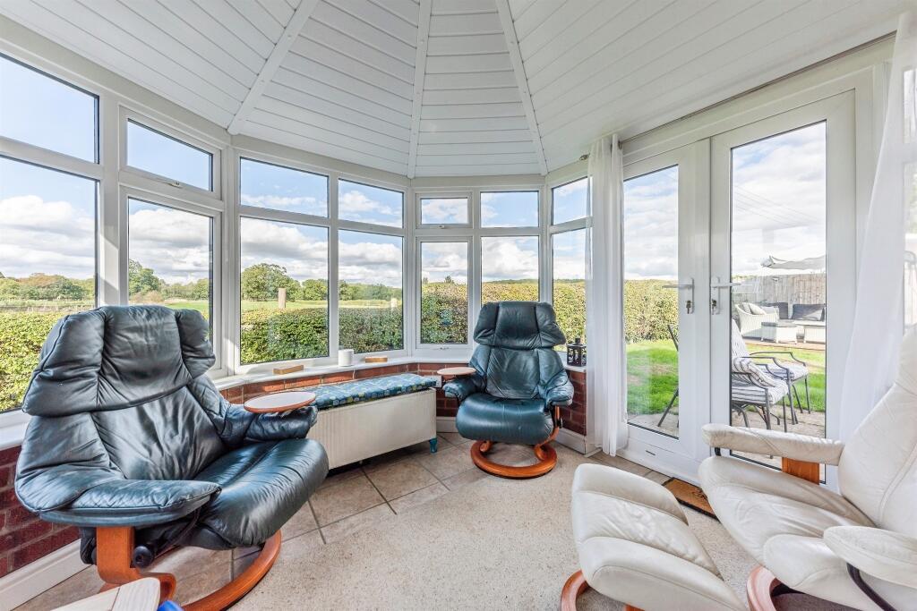 House in South Kesteven, Fulbeck - View 5