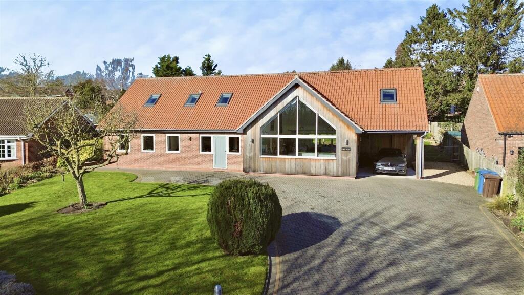 5-bed detached on Low Pasture Lane, North Wheatley, Retford, £575,000