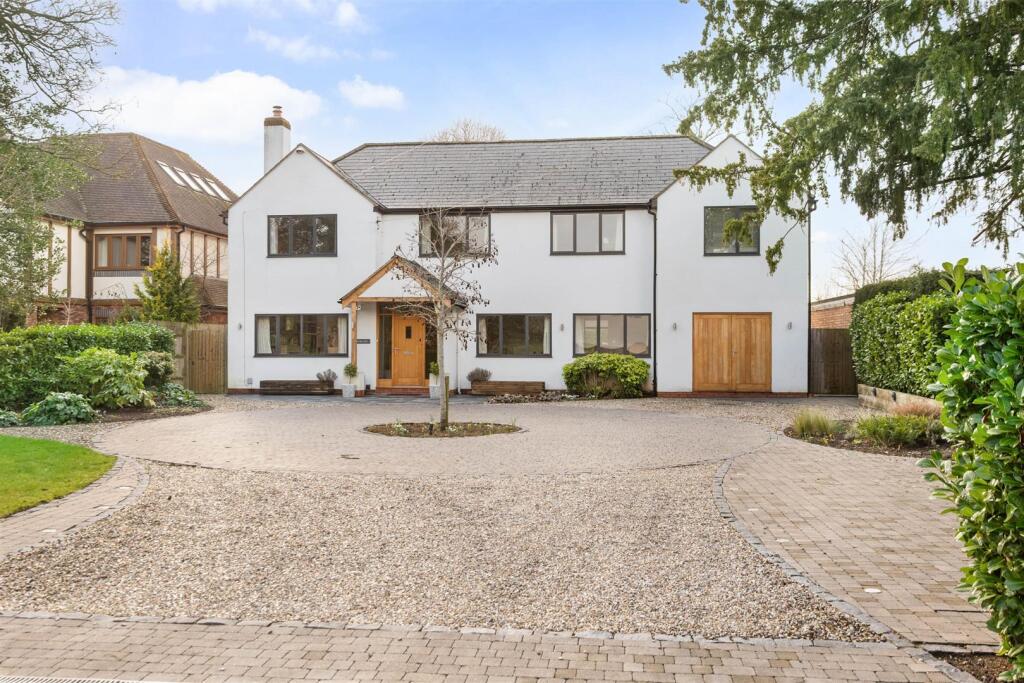 Main image of property: Dark Lane, Tiddington, Stratford-Upon-Avon