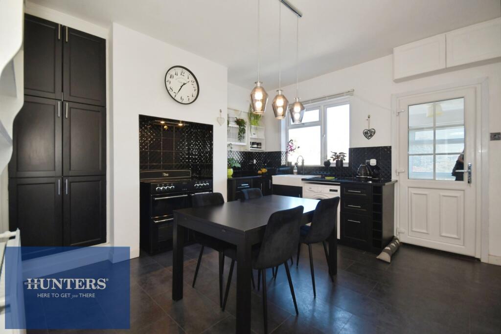 House in Chesterfield, Brimington Common, Brimington - View 5