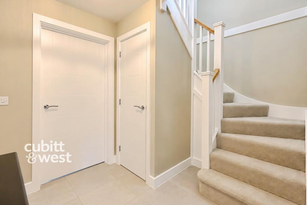 House in Arun, Barnham and Eastergate - View 4
