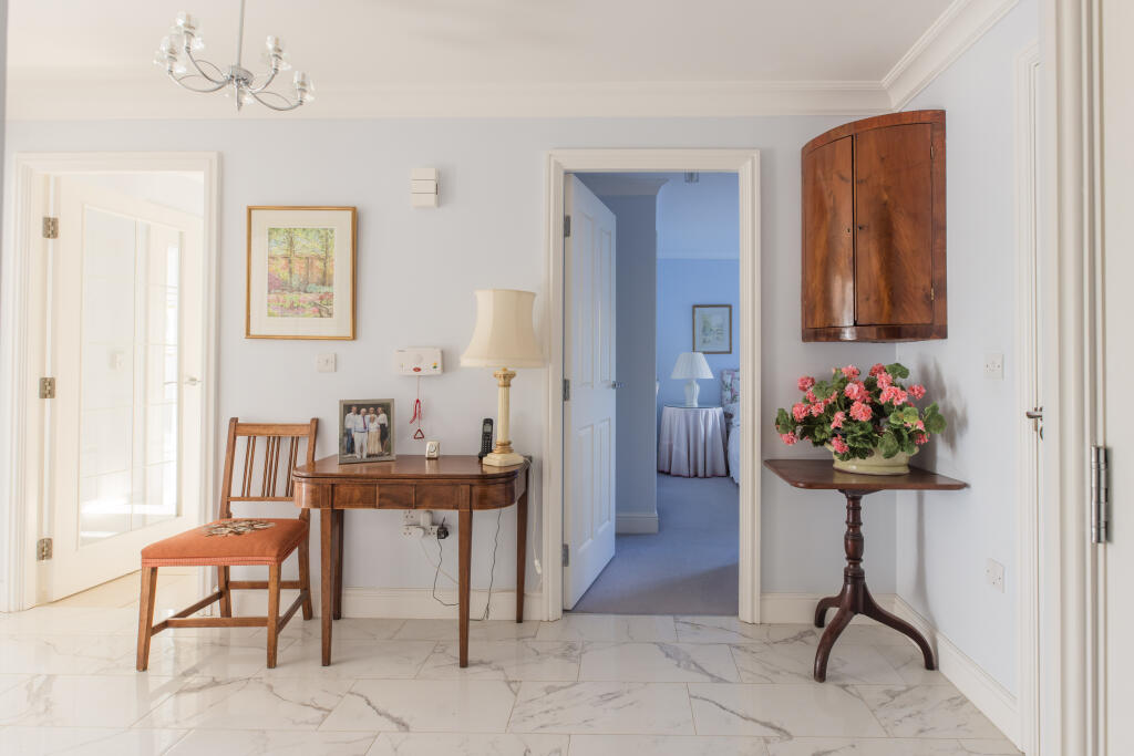 Templeton Road, RG17 - View 5