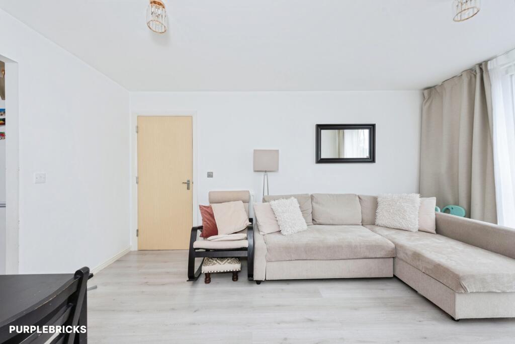 Apartment in London - More