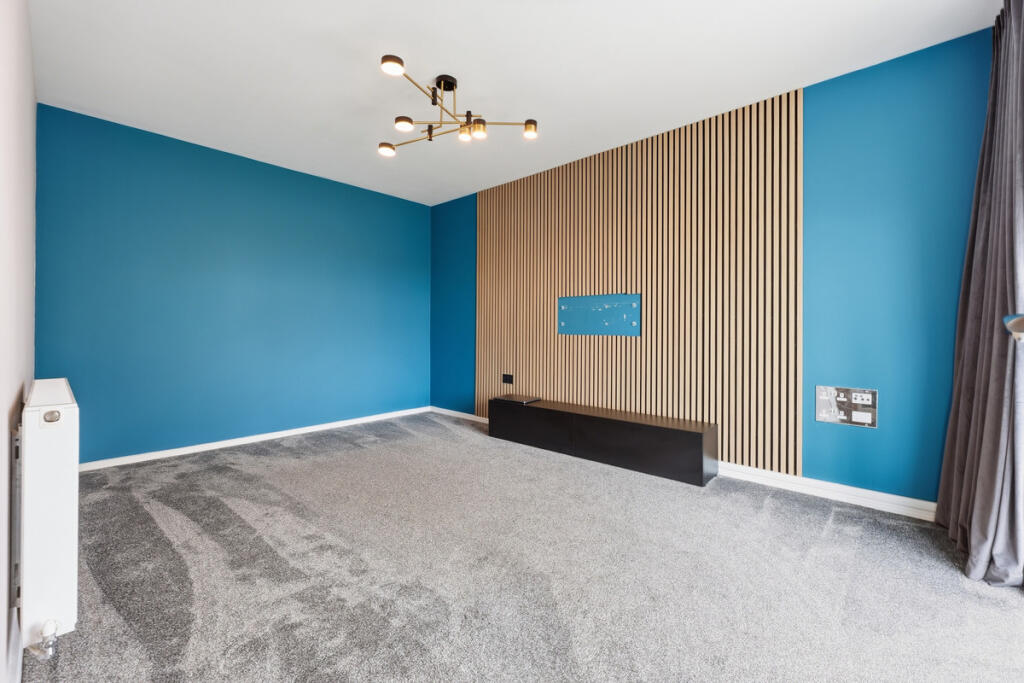 Violet Grove, Newark, NG24 - View 5