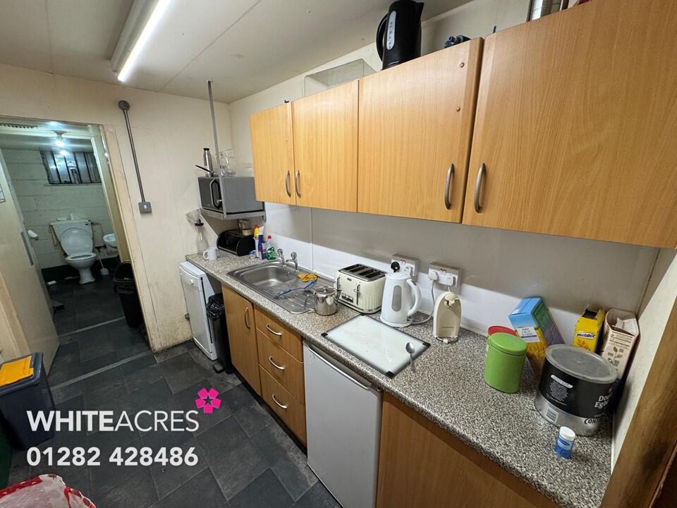 Additional image 5 of Unit 9 Farrington Road, Rossendale Road Industrial Estate , Burnley, Lancashire, BB11 5SW