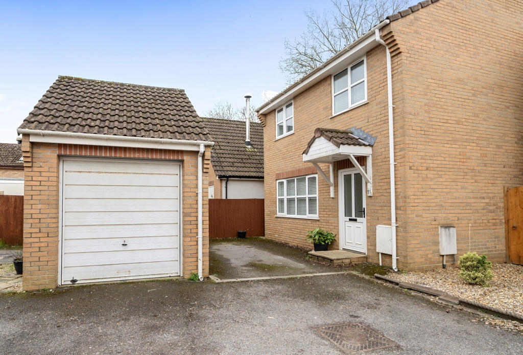 Main image of property: Phipps Barton, Bristol, Somerset, BS15