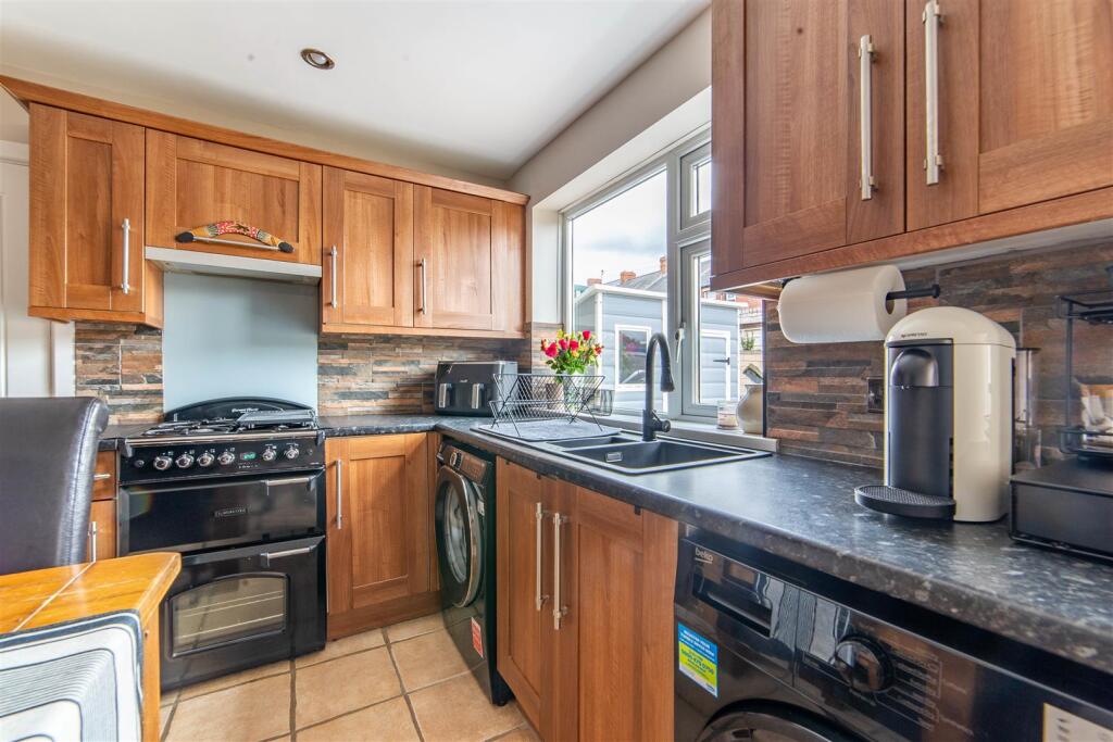 House in Newcastle upon Tyne - View 5
