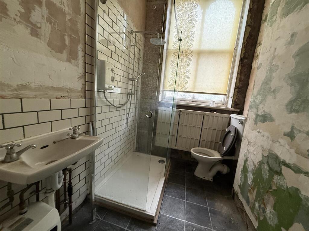 Apartment in Hull, Kingston upon Hull - More