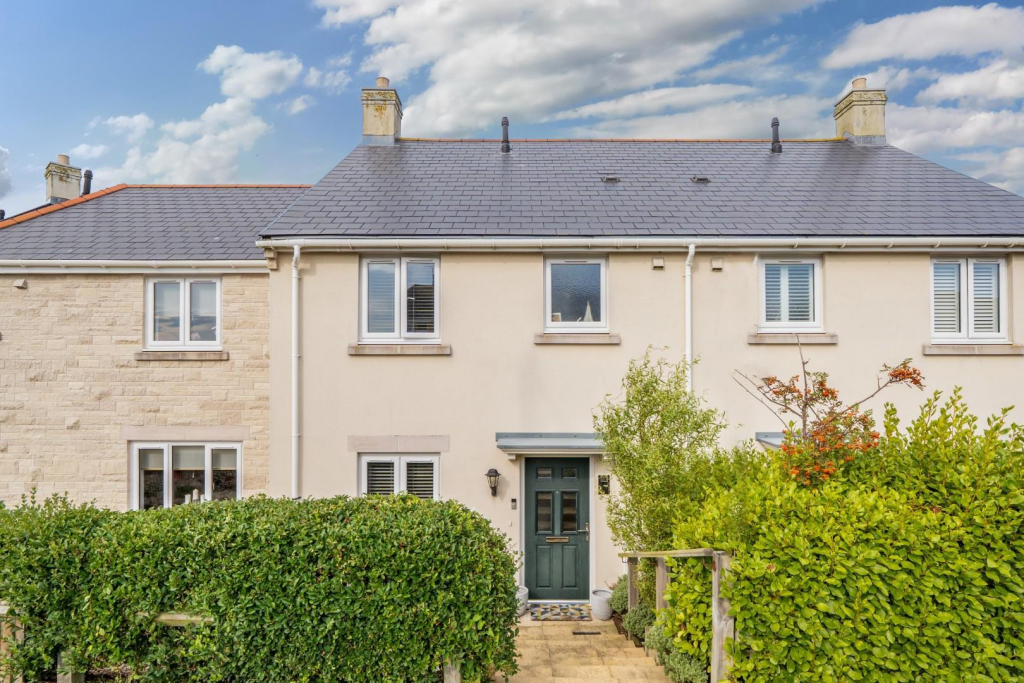 Main image of property: Avalanche Road, Portland