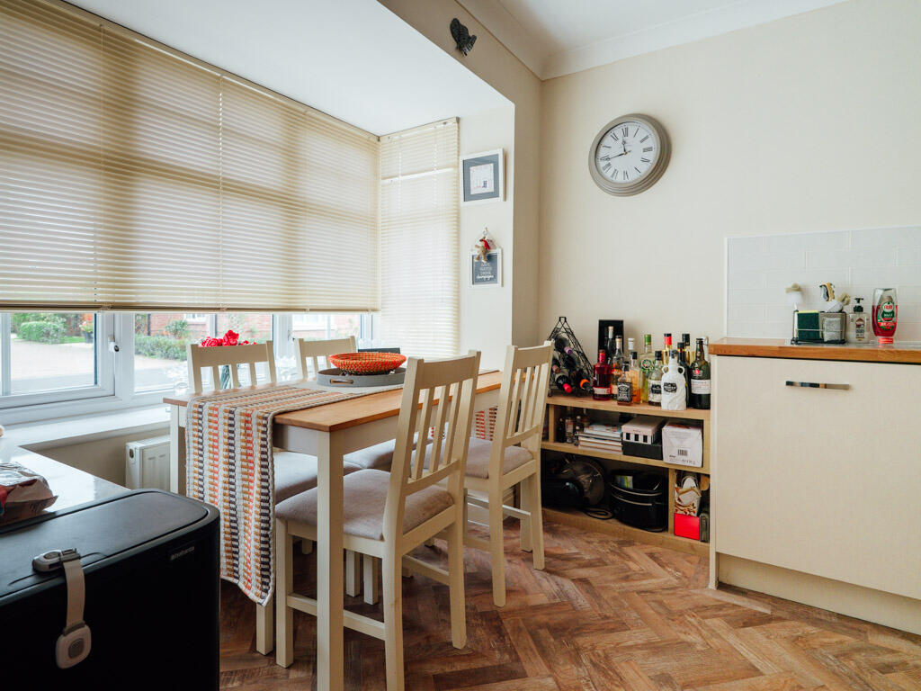 House in Worcester - View 2