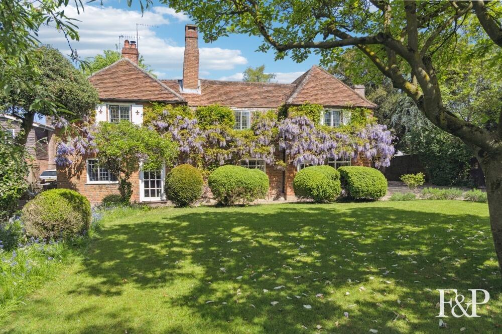 Main image of property: Stoke Green, Stoke Poges
