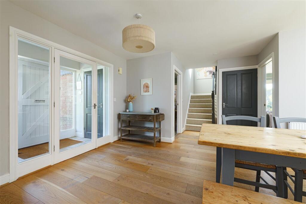 Orchard End, Borstal Hill, Whitstable photo 4