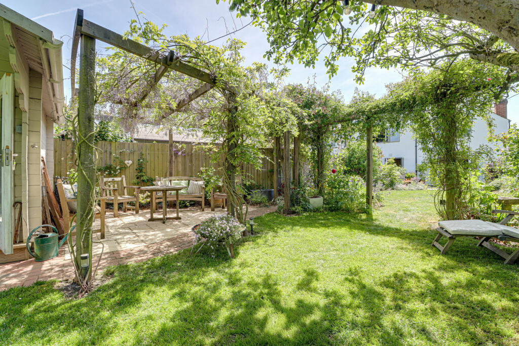 House in North Hertfordshire, Kimpton - View 4