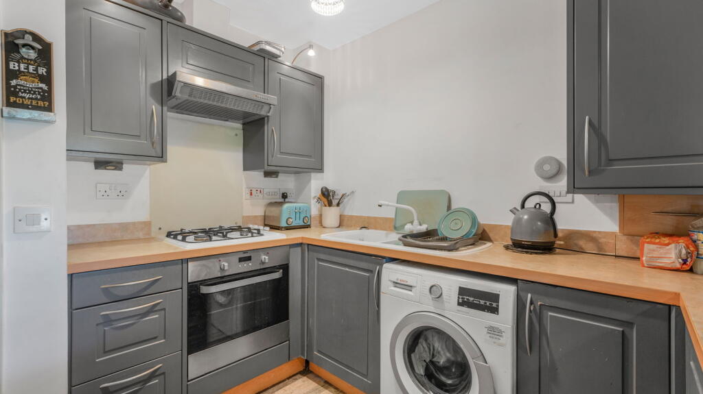 Echo Crescent, Plymouth, PL5 3UQ photo 5