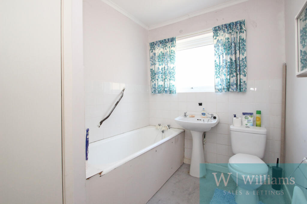 House in Portsmouth - View 4