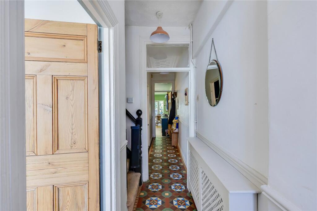 House in Cardiff, Plasnewydd, Roath - View 3