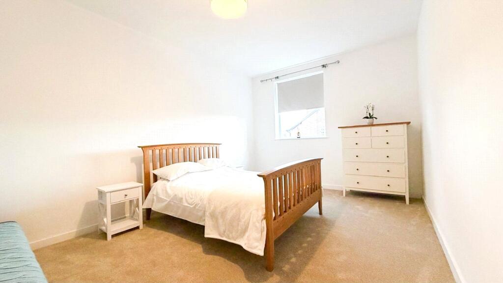 Apartment in Manchester - View 4
