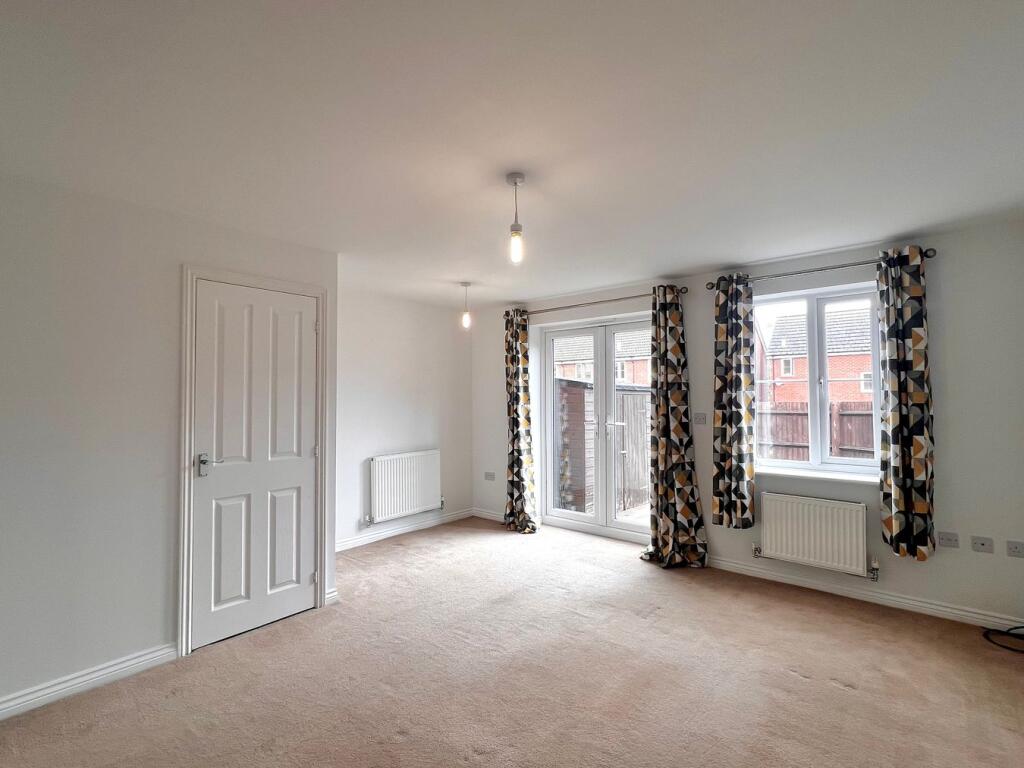 House in Hereford, Portfields - More