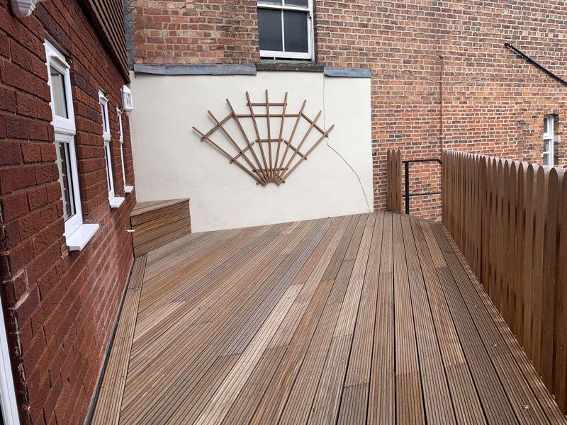 Main image of property: 27a High Street, Horncastle