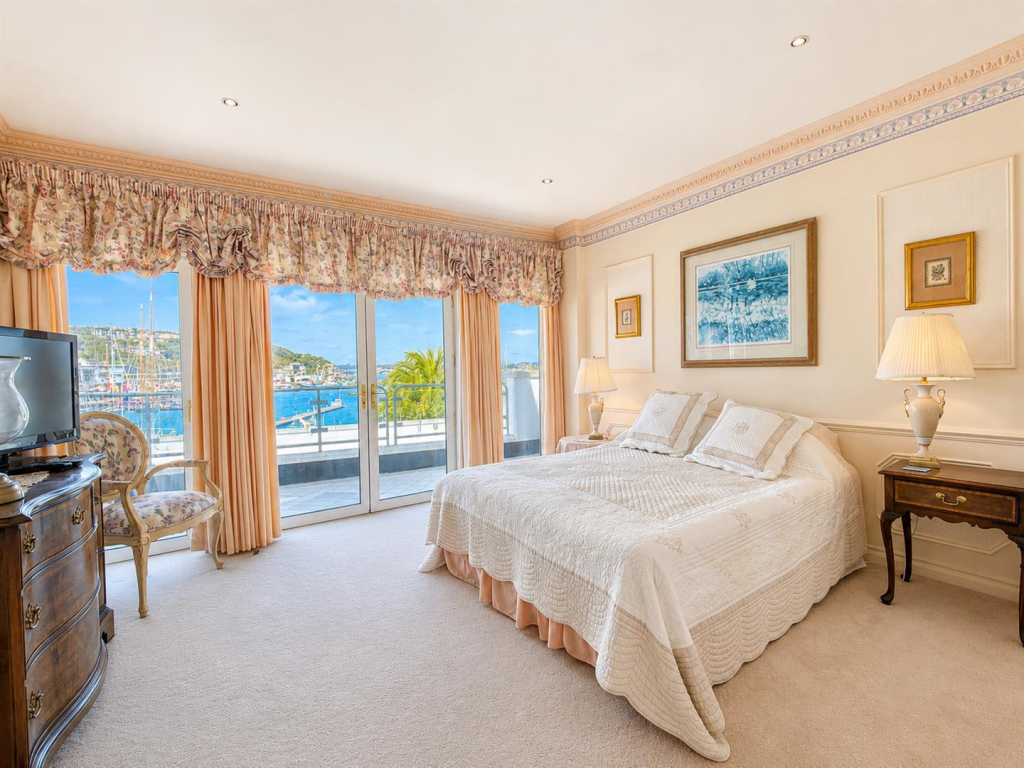 Apartment in Torquay - View 5