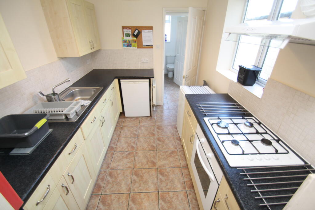 House in Bath - View 2