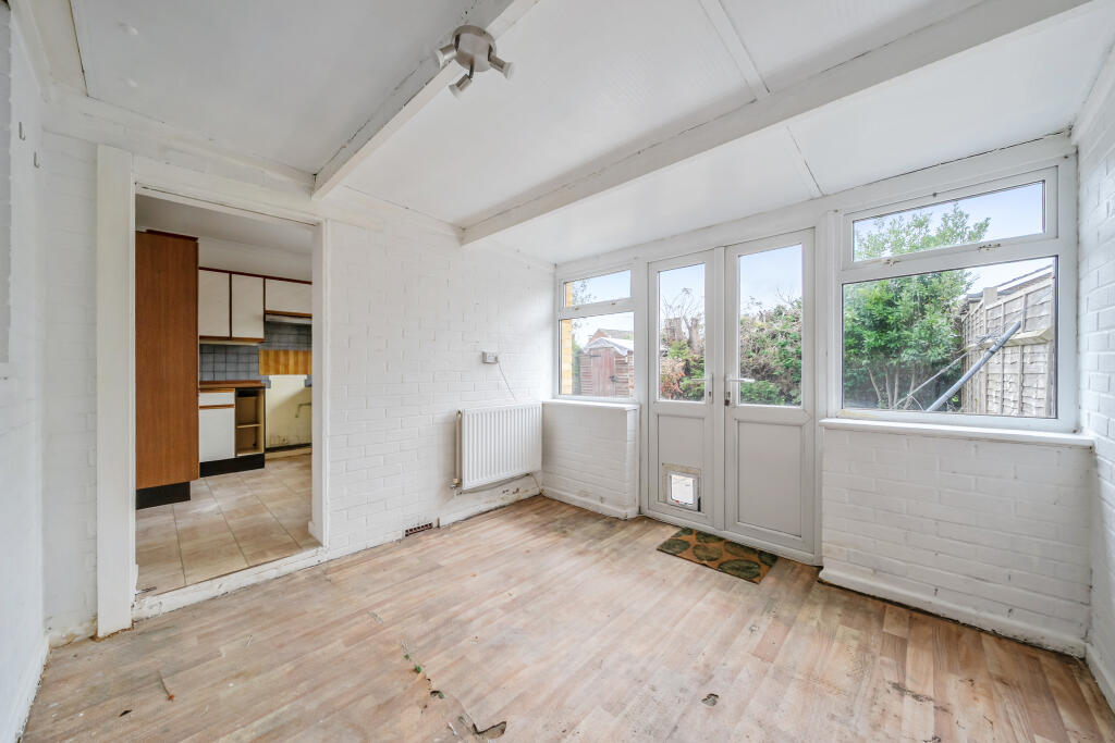 Kennet Road, Wroughton, Swindon, SN4 photo 3