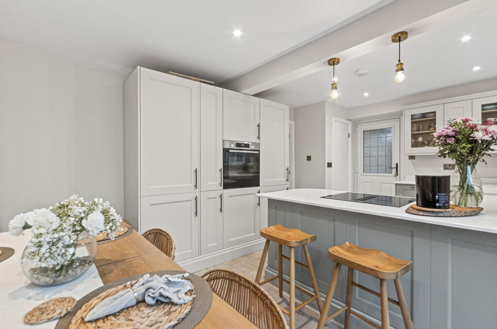 Russet Close, Market Harborough, LE16 7JA photo 3