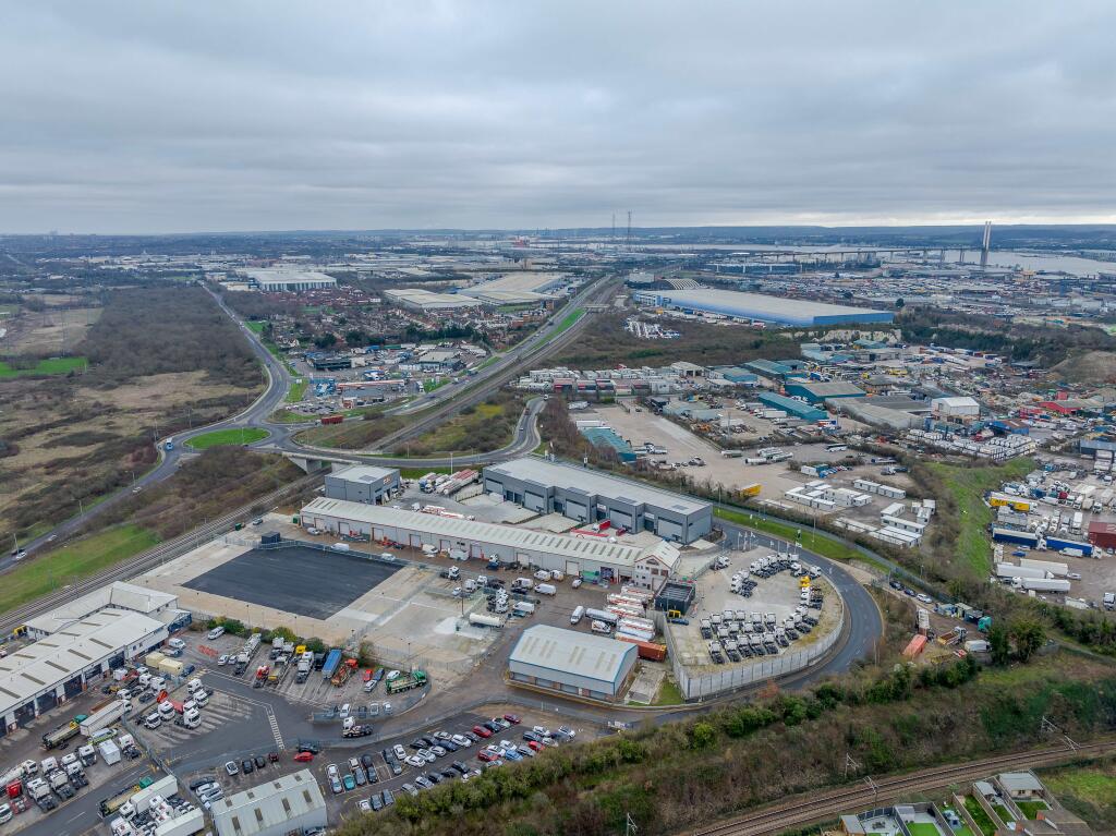 Purfleet-128.jpg