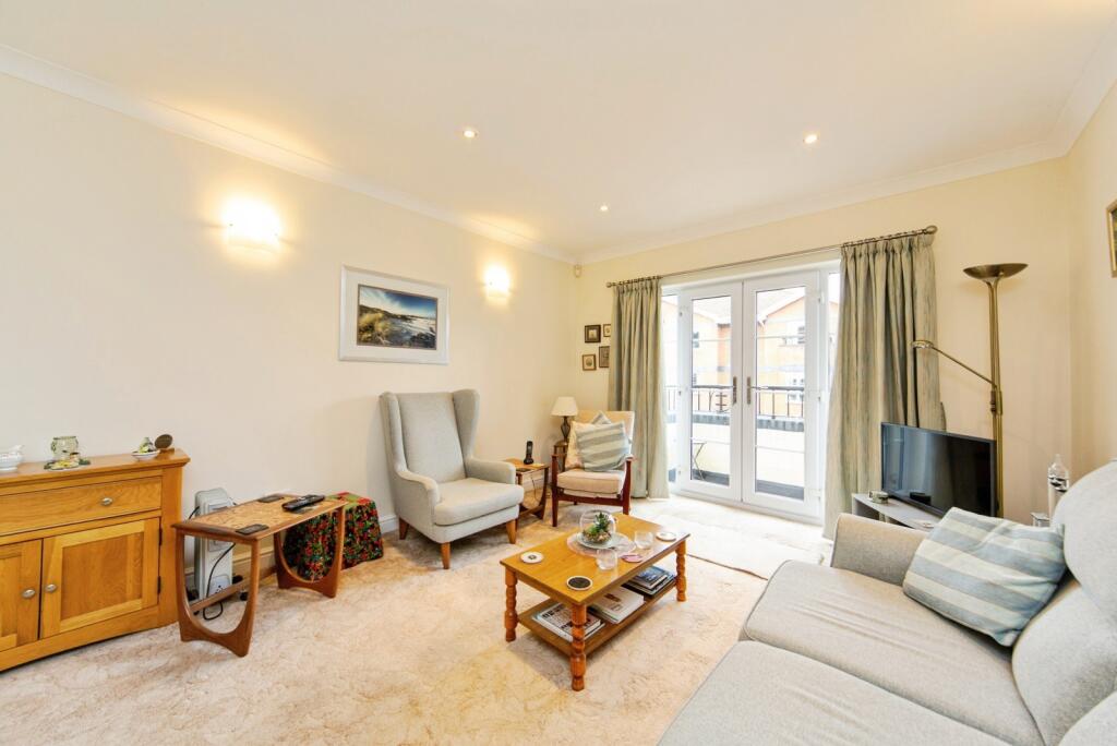 Apartment in Chester - View 4