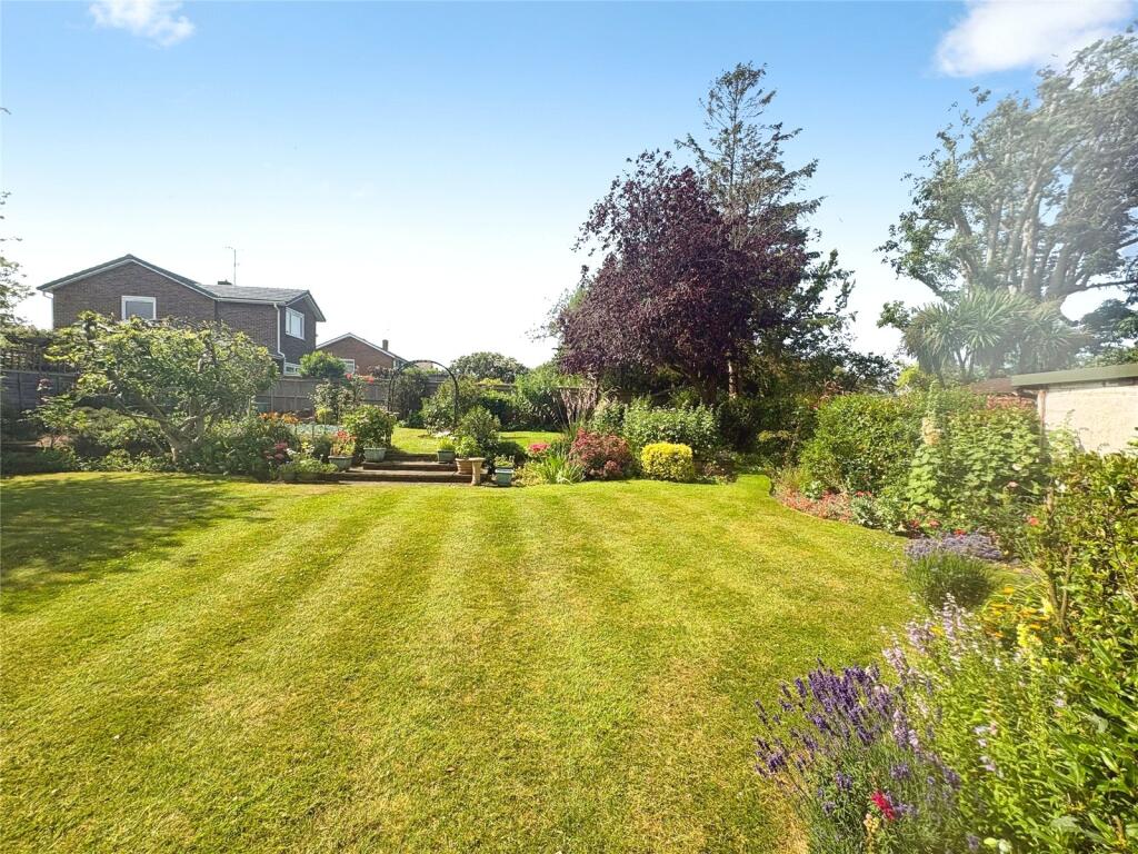 Weavers Ring, Angmering, West Sussex