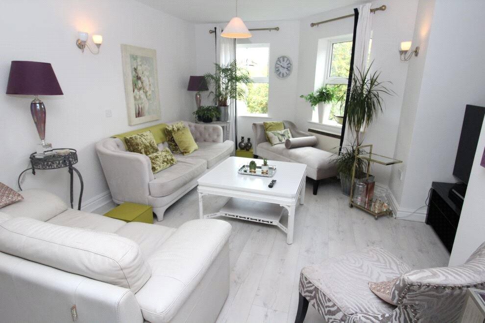 Apartment in Stockport - View 2