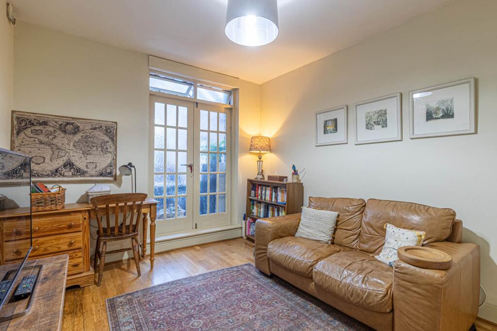 House in Reading, Caversham - View 3