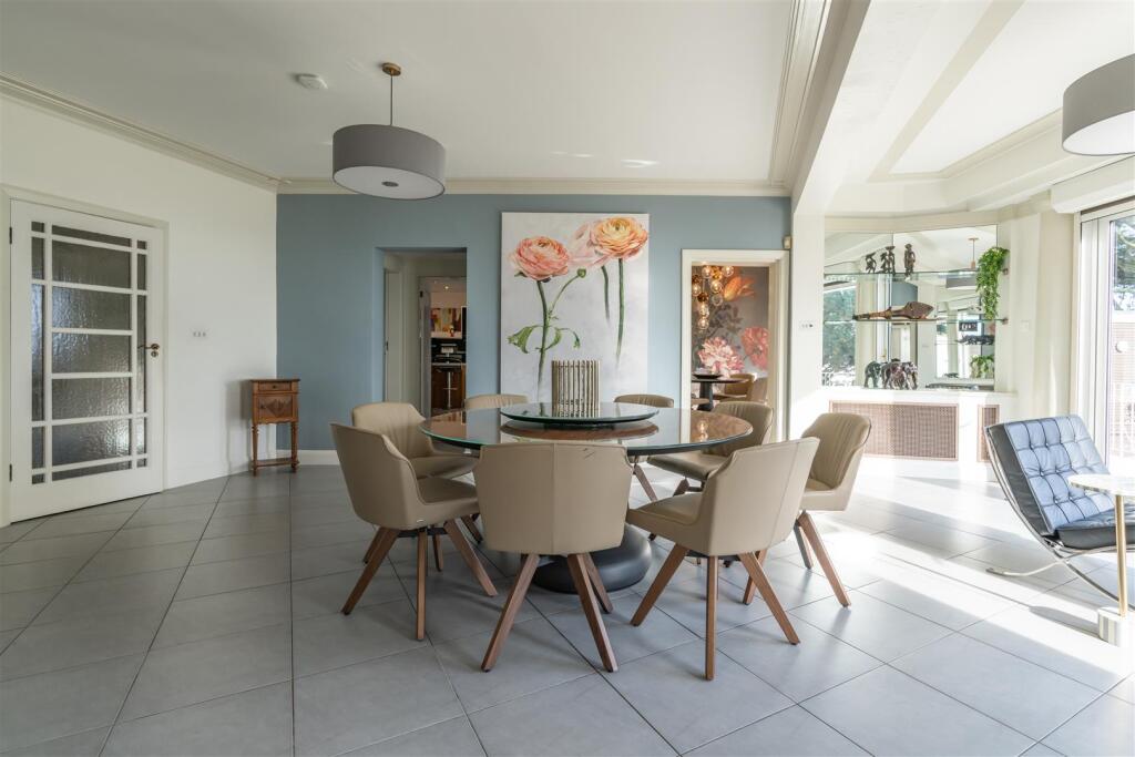 Sandbourne Road, Alum Chine photo 3